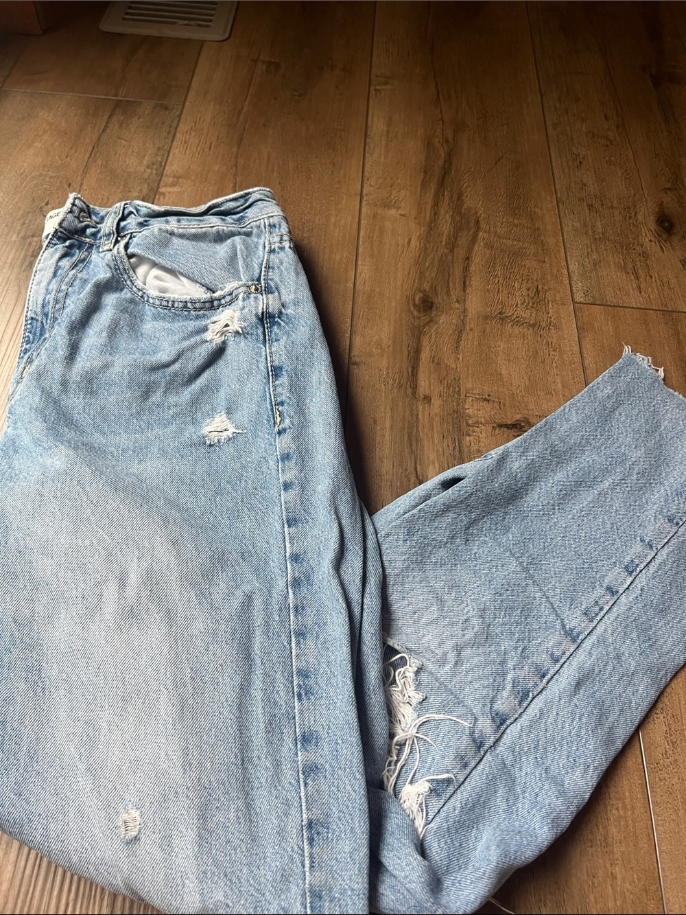 Light Blue Distressed Women’s Jeans